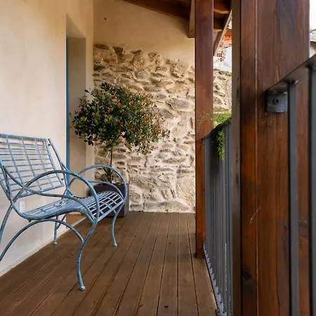 A Casa Da Fonte Azul