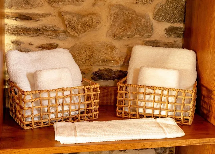 A Casa Da Fonte Azul Kır Evi *