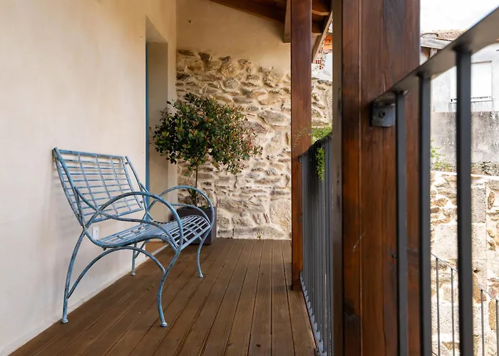 A Casa Da Fonte Azul