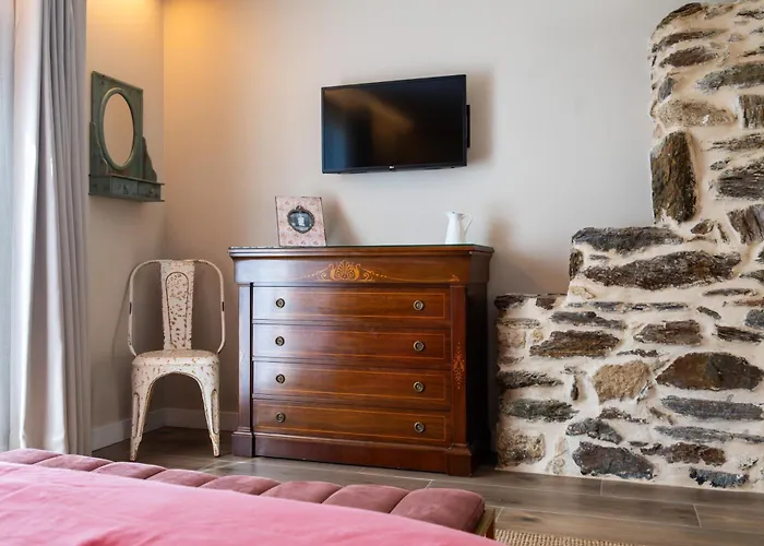 A Casa Da Fonte Azul *